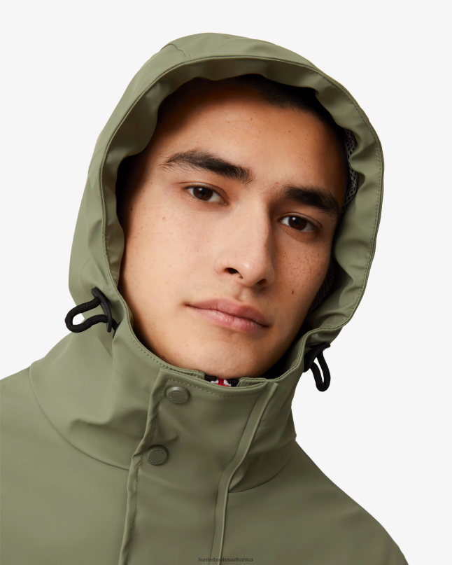 Men Lightweight Waterproof Rain Jacket 8D4VJ602 Hunter Lichen Green