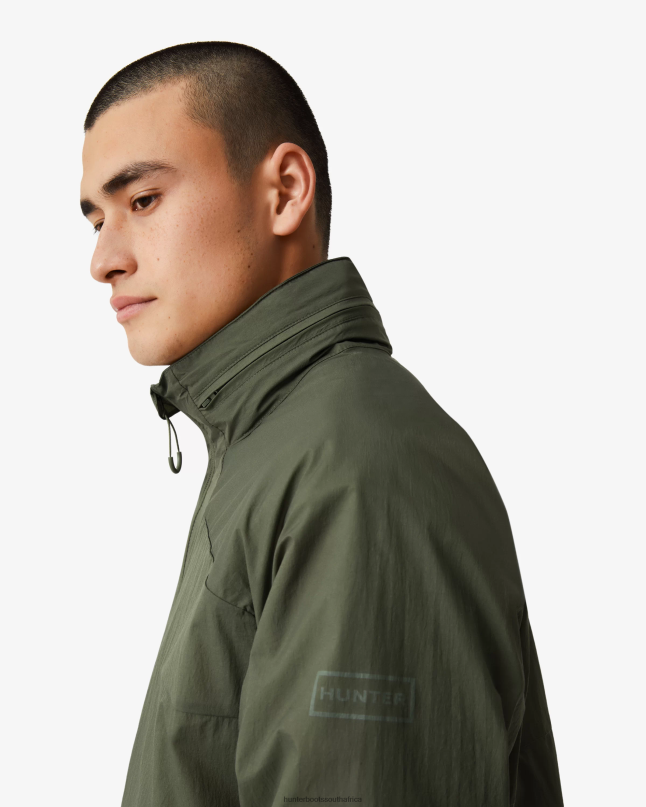 Men Travel Recycled Nylon Shell Jacket 8D4VJ606 Hunter Lichen Green