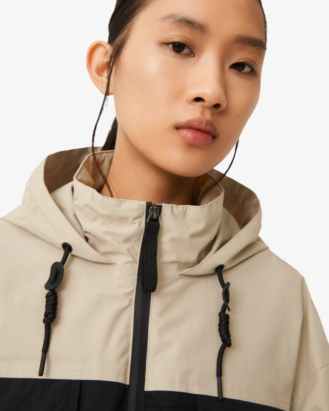 Women Explorer Recycled Nylon Jacket 8D4VJ342 Hunter Skimming Stone/Black