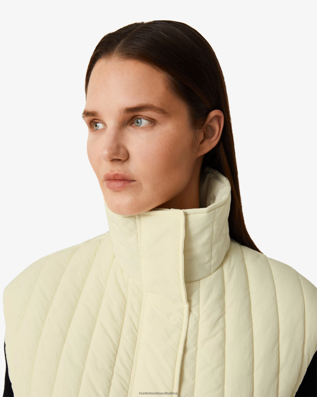 Women Explorer Recycled Nylon Quilted Vest 8D4VJ347 Hunter Soft Sand